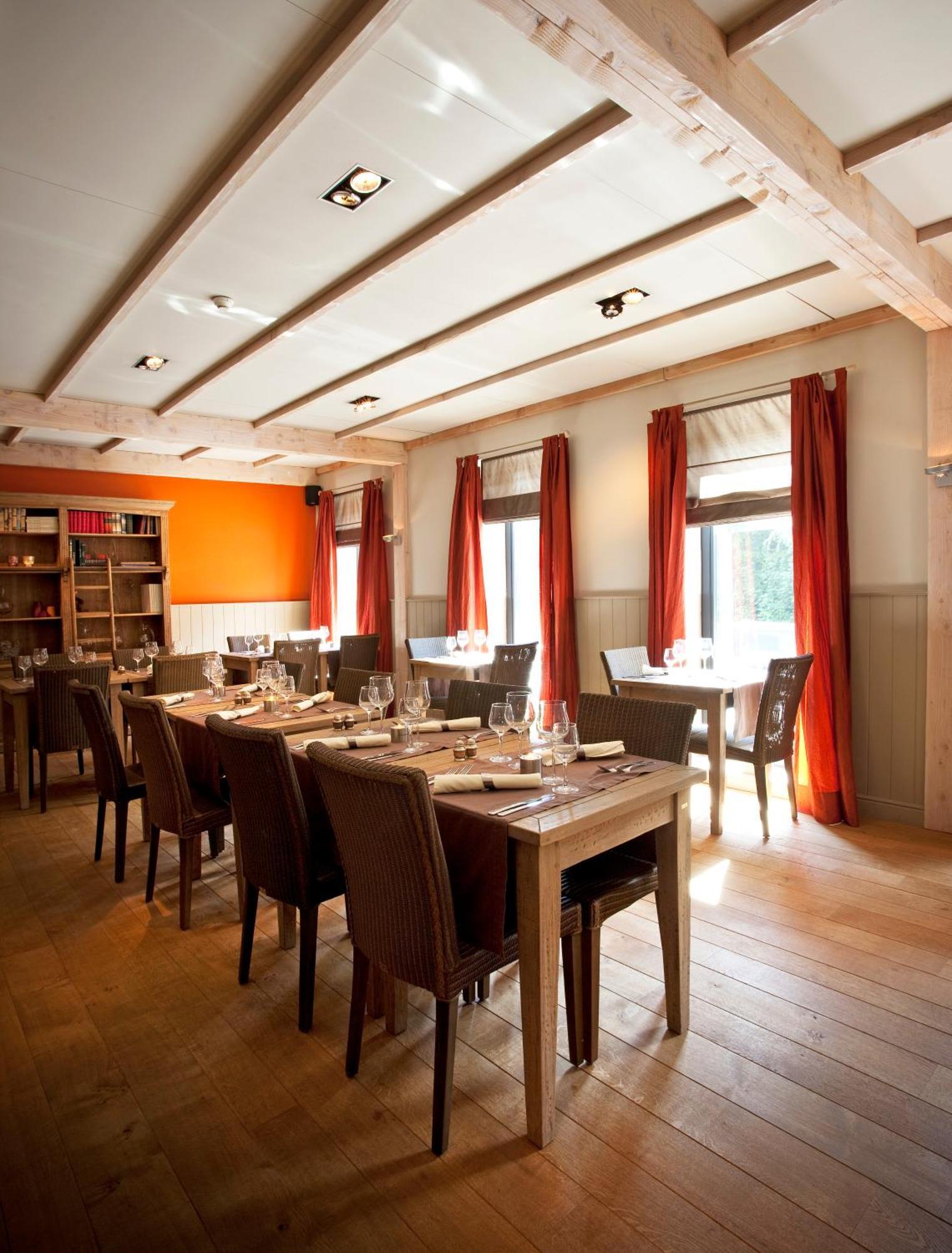 Hotel Thermen Dilbeek Exteriör bild