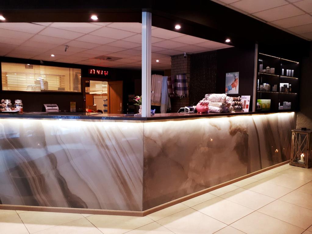 Hotel Thermen Dilbeek Exteriör bild
