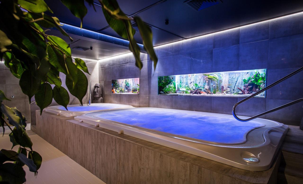 Hotel Thermen Dilbeek Exteriör bild
